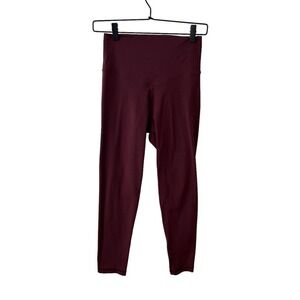 Aerie Offline Womens size M Real Me 7/8 legging Hi-Rise short Inseam Royal Berry